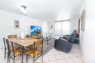 5055 NW 7th St, Miami, FL 33126 - Photo 7