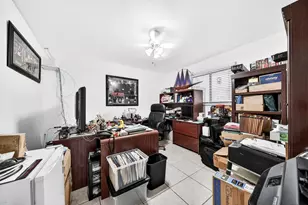 1710 SW 142nd Ave, Davie, FL 33325 - Photo 19