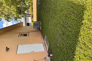 50 NW 8th Ave, Dania Beach, FL 33004 - Photo 5