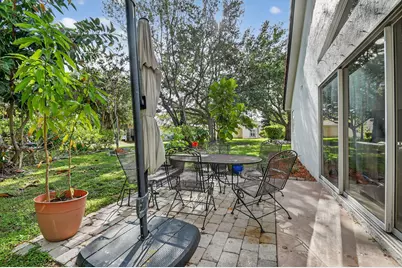 2769 Pointe Circle, Greenacres, FL 33413 - Photo 33