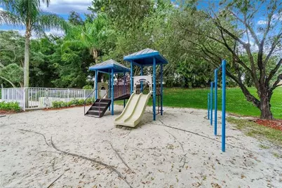 11010 Conch Court, Tamarac, FL 33321 - Photo 13