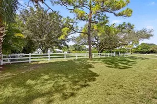 4628 Square Lake Dr, Palm Beach Gardens, FL 33418 - Photo 3