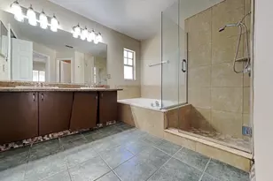 762 SE Polynesian Ave, Port Saint Lucie, FL 34983 - Photo 5