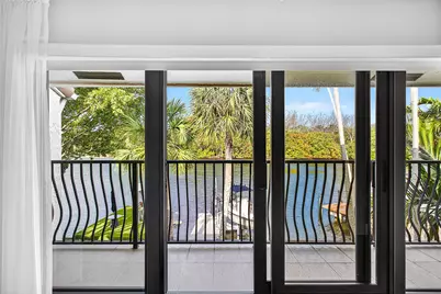 605 NE 19th Avenue, Deerfield Beach, FL 33441 - Photo 19