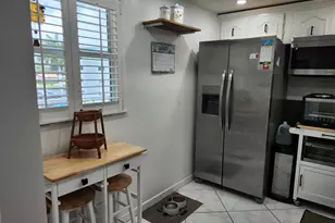 2300 NE 1st Ln, Boynton Beach, FL 33435 - Photo 7