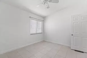 1419 SW 45th Way, Deerfield Beach, FL 33442 - Photo 15