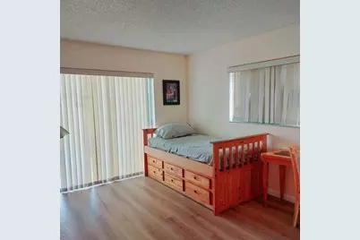 767 Burgundy, Delray Beach, FL 33484 - Photo 9