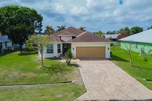 930 SW Versailles Ave, Port Saint Lucie, FL 34953 - Photo 27