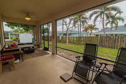 930 SW Versailles Avenue, Port Saint Lucie, FL 34953 - Photo 17