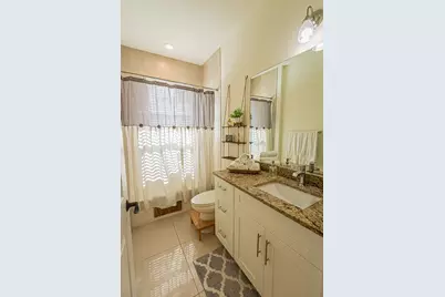 930 SW Versailles Avenue, Port Saint Lucie, FL 34953 - Photo 15