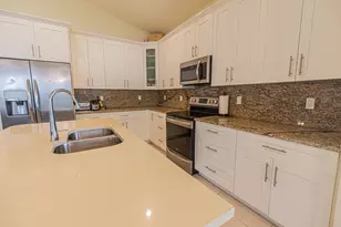 930 SW Versailles Ave, Port Saint Lucie, FL 34953 - Photo 9