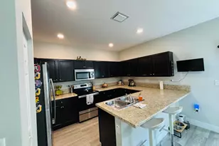 9326 W 33rd Ln, Hialeah, FL 33018 - Photo 9