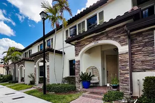 9326 W 33rd Ln, Hialeah, FL 33018 - Photo 3