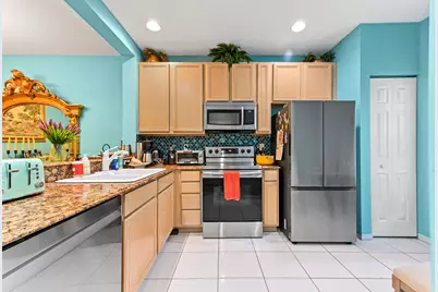 6374 Park Lake Circle #6374, Boynton Beach, FL 33437 - Photo 5