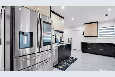 6290 W 16th Avenue, Hialeah, FL 33012 - Photo 23