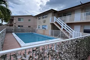 2917 Middle River Dr, Wilton Manors, FL 33306 - Photo 9