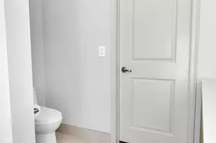 78 NW Hawthorne Pl, Boca Raton, FL 33432 - Photo 17