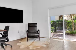 78 NW Hawthorne Pl, Boca Raton, FL 33432 - Photo 23