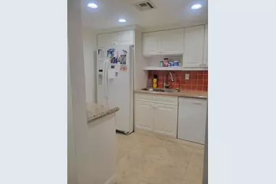 120 Lakeview Drive #103, Weston, FL 33326 - Photo 7