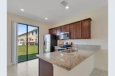 9878 E Villa Circle, Vero Beach, FL 32966 - Photo 7