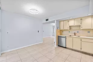 5310 Las Verdes Cir, Delray Beach, FL 33484 - Photo 19