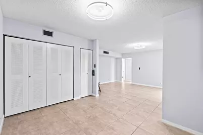 5310 Las Verdes Circle #106, Delray Beach, FL 33484 - Photo 5