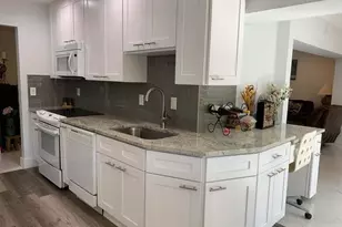 3230 Aqua Vista Dr, Pompano Beach, FL 33062 - Photo 17
