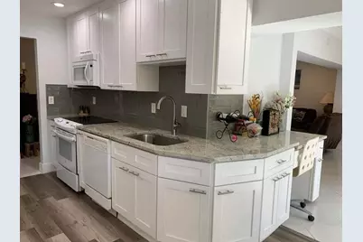 3230 Aqua Vista Drive, Pompano Beach, FL 33062 - Photo 13