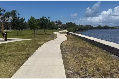 327 S Ocean Breeze Drive #1, Lake Worth, FL 33460 - Photo 19