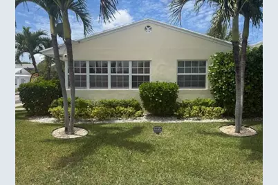 327 S Ocean Breeze Drive #1, Lake Worth, FL 33460 - Photo 5