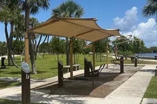 327 S Ocean Breeze Dr, Lake Worth Beach, FL 33460 - Photo 15