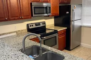 3516 Whitehall Dr, West Palm Beach, FL 33401 - Photo 5