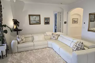 10311 Peninsula Pl, Parkland, FL 33076 - Photo 3