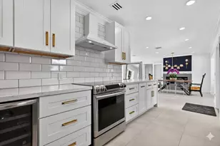 6544 Eastview Dr, Lantana, FL 33462 - Photo 15