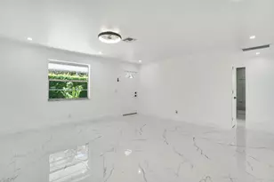 4098 Linda Ln, Palm Springs, FL 33406 - Photo 3