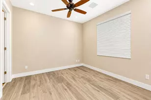 6044 Curie Pl, Palm Beach Gardens, FL 33418 - Photo 7