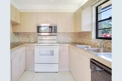 326 Jupiter Lakes Boulevard #2318d, Jupiter, FL 33458 - Photo 11