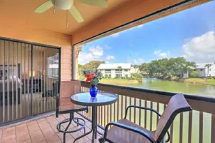 5720 Pelican Pointe Dr, Sebastian, FL 32958 - Photo 9