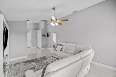 471 NW Sherbrooke Avenue, Port Saint Lucie, FL 34983 - Photo 13