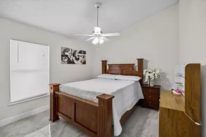 471 NW Sherbrooke Avenue, Port Saint Lucie, FL 34983 - Photo 21