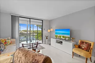 1001 Colony Point Cir, Pembroke Pines, FL 33026 - Photo 5