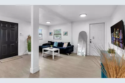 109 NW 7th Avenue, Dania Beach, FL 33004 - Photo 3