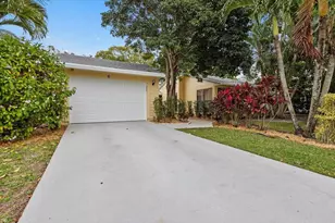 6691 S Pine Ct, West Palm Beach, FL 33418 - Photo 1
