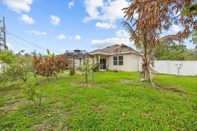 1749 SW Alberca Lane, Port Saint Lucie, FL 34953 - Photo 33