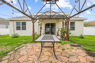 1749 SW Alberca Ln, Port Saint Lucie, FL 34953 - Photo 7