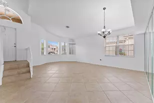 15350 NW 6th Ct, Pembroke Pines, FL 33028 - Photo 5