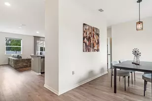 1261 SW Curry St, Port Saint Lucie, FL 34983 - Photo 9