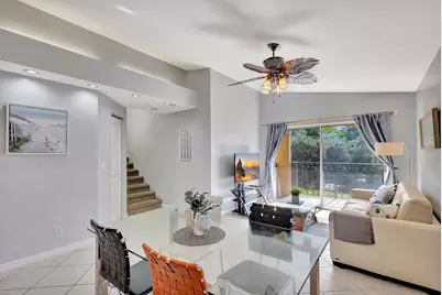 1060 Lake Shore Drive #Apt 204, Lake Park, FL 33403 - Photo 7