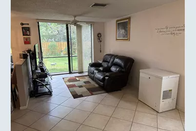 1750 NW 107th Way, Plantation, FL 33322 - Photo 9