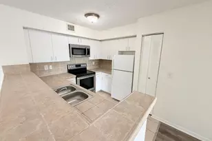 1749 Village Blvd, West Palm Beach, FL 33409 - Photo 5